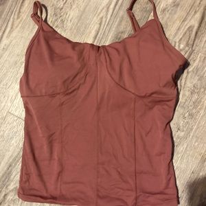 workout shirt size M